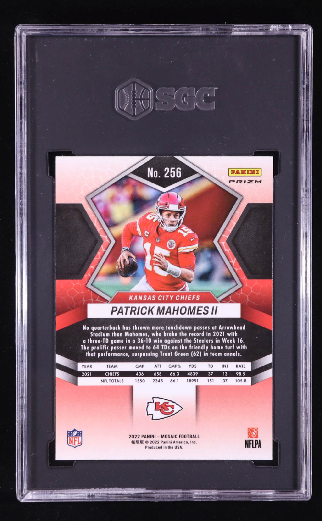 Mahomes II 2022 Panini Mosaic Orange Reactive Prizm #256 (SGC 9.5) authentic-signatures