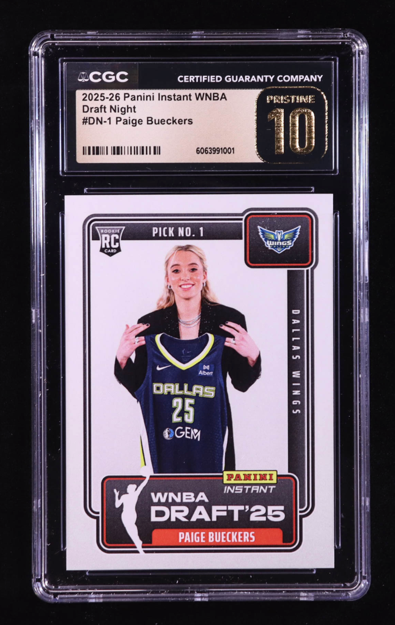 Paige Bueckers 2025-26 Panini Instant WNBA Draft Night #DN1 RC (CGC Pristine 10) authentic-signatures