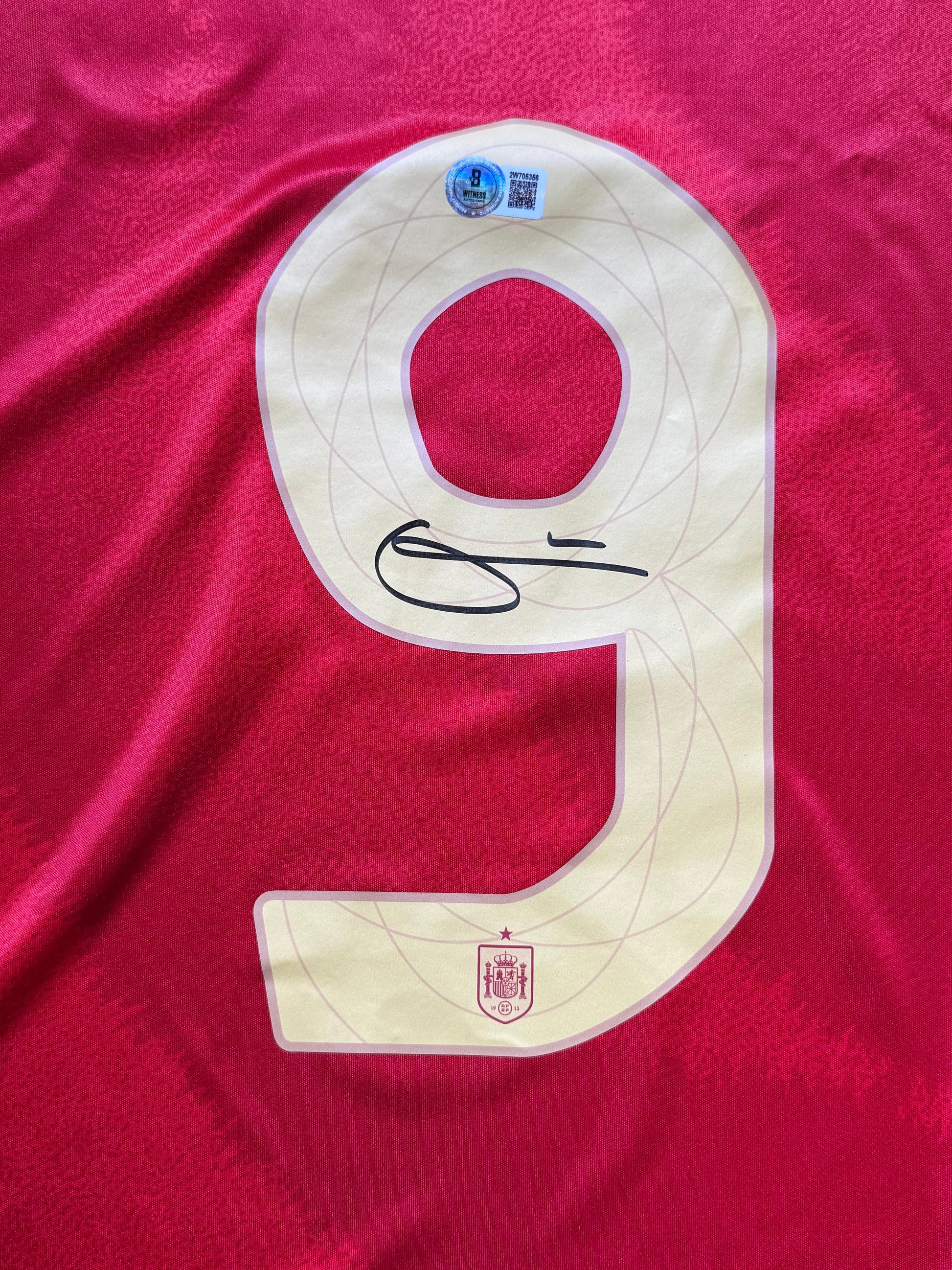 Maillot Domicile Edition Coupe du Monde 2022 Equipe d'Espagne signe par Gavi et Certifie par Beckett authentic-signatures