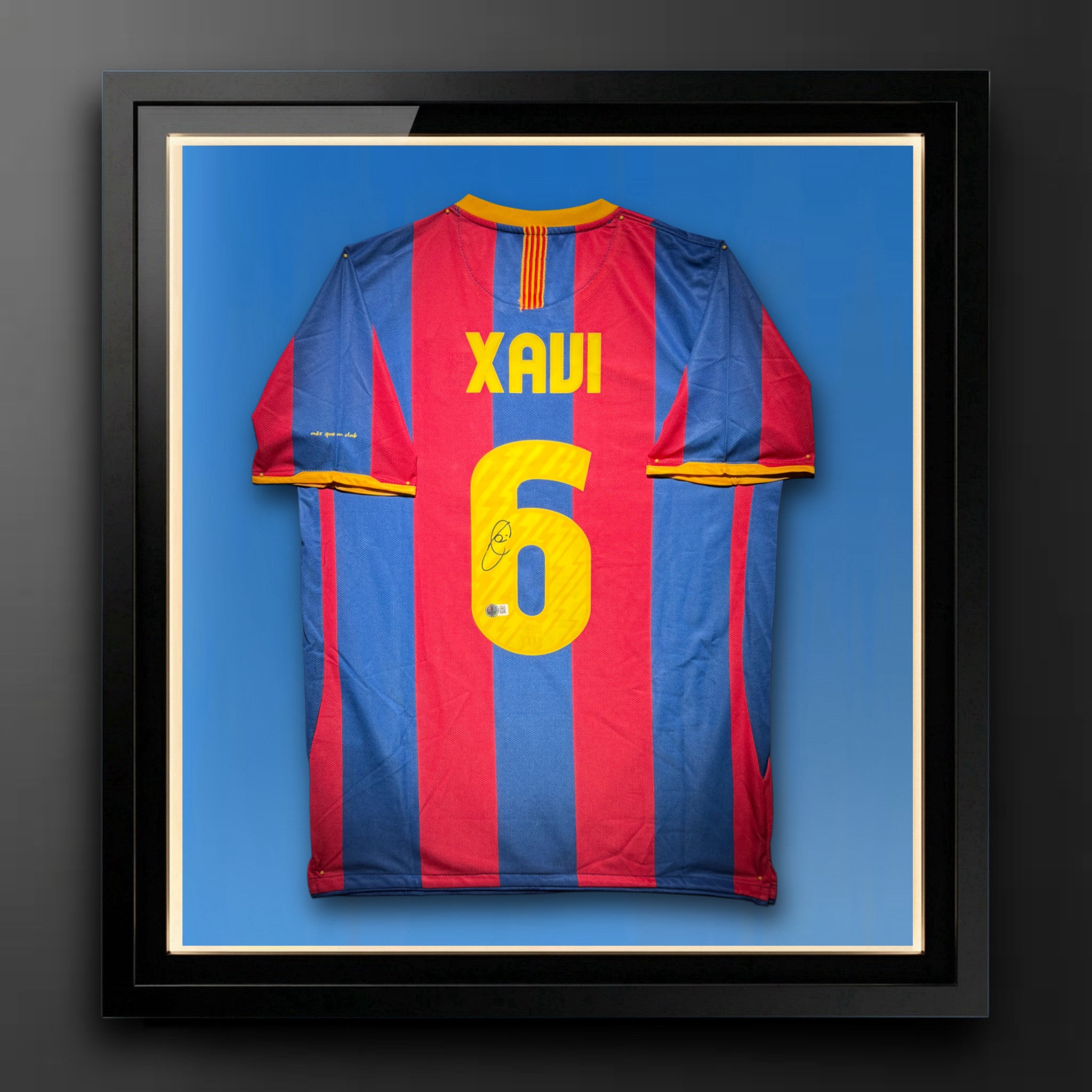 Xavi Hernandez Signed FC Barcelona Jersey Certified by Beckett authentic-signatures