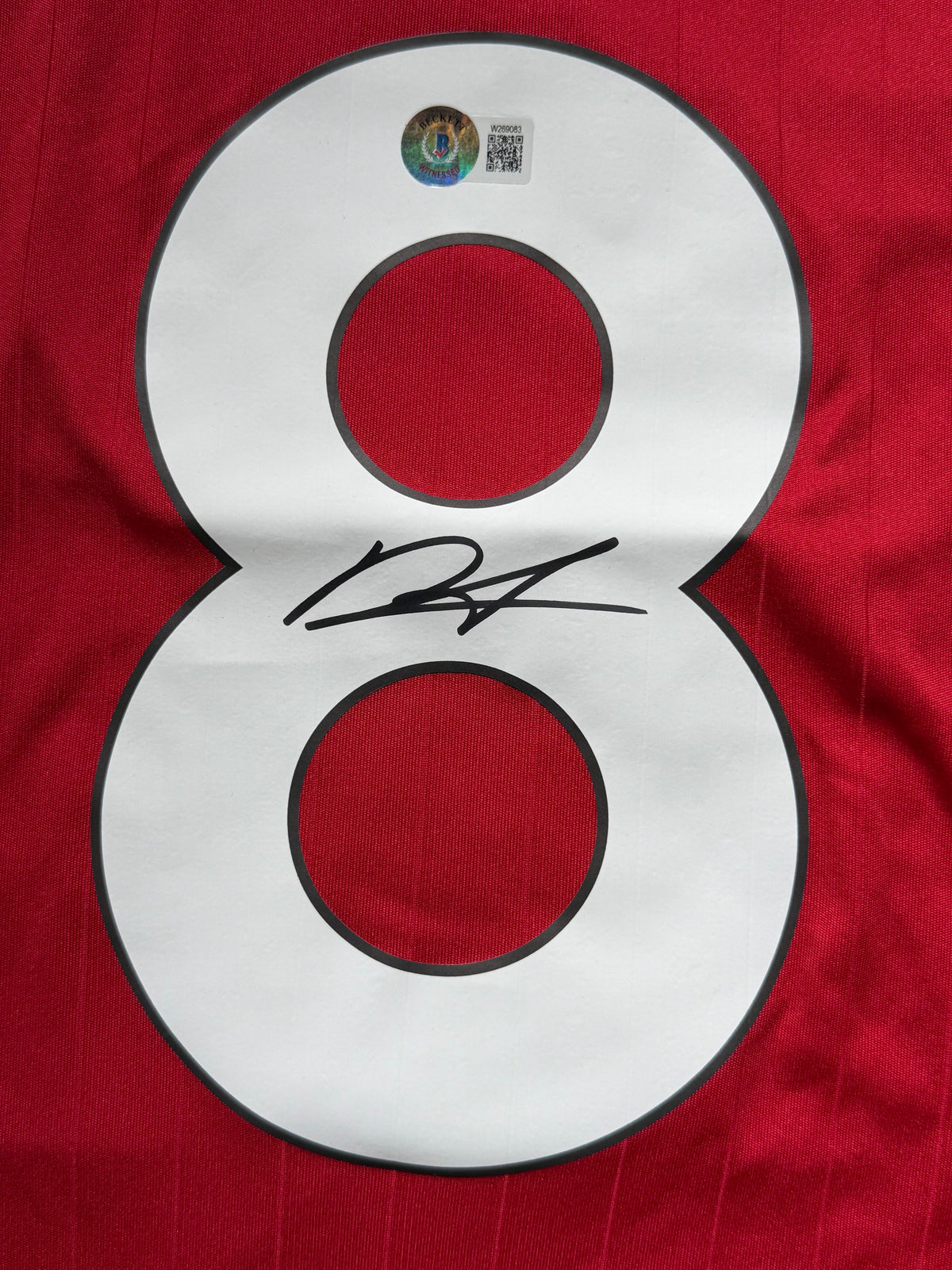 Bruno Fernandes Signed Home 2023 Manchester United Jersey, Certified by Beckett authentic-signatures Football Authentic Si...