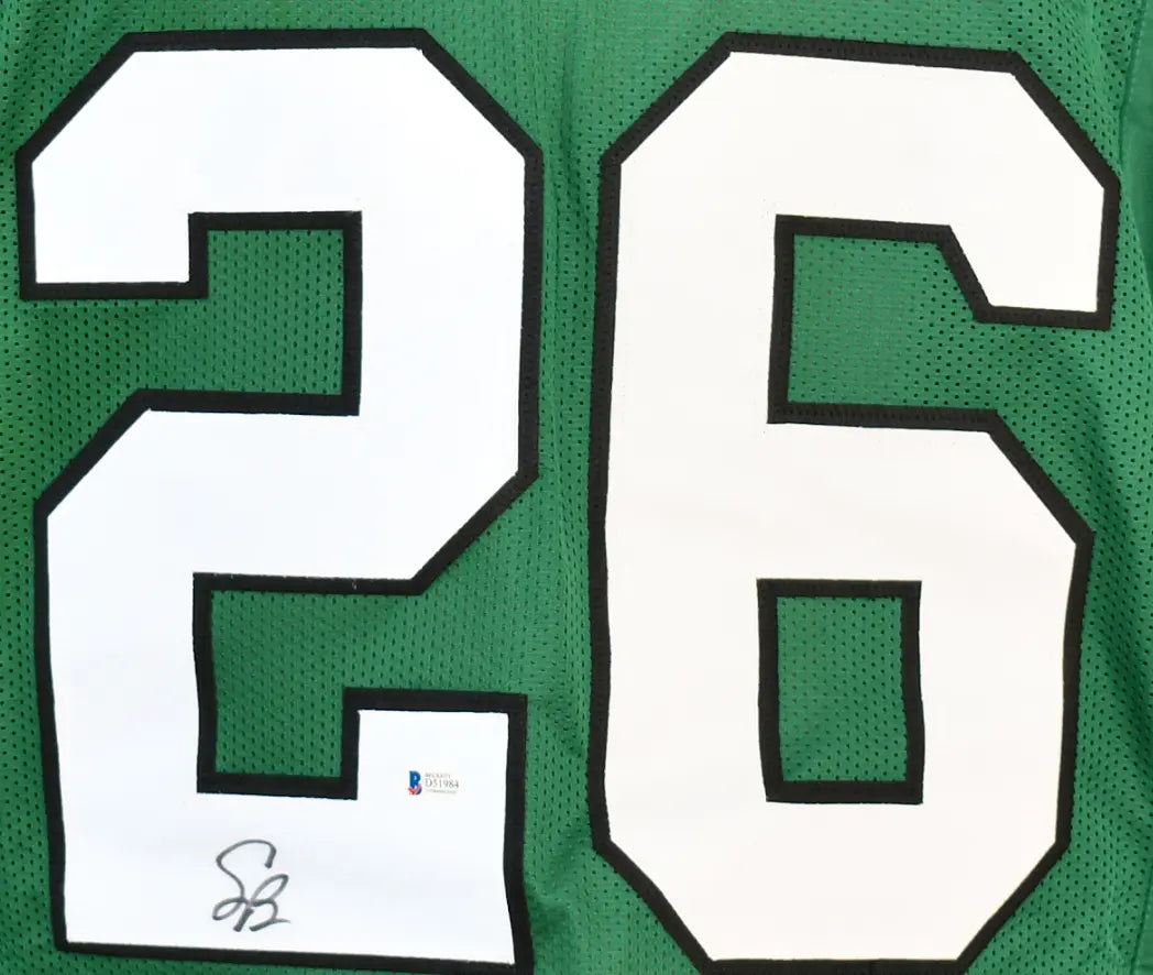Saquon Barkley Signed Eagles Jersey. Certified by BECKETT authentic-signatures