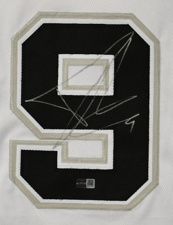 Tony Parker signed Jersey