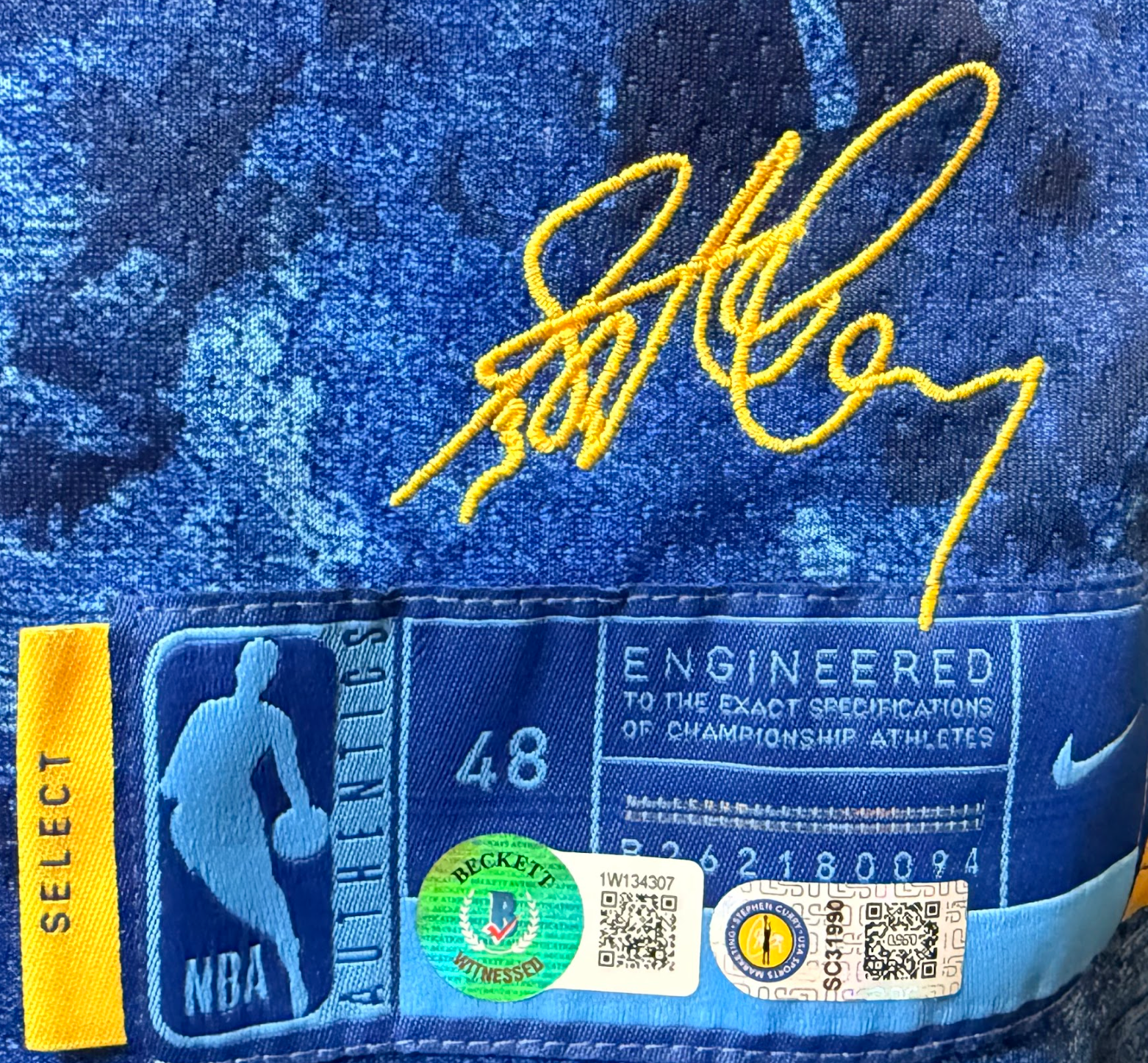 Maillot Authentique Golden Sate Warriors signe par Stephen Curry et certifie par Beckett et Stephen Curry authentic-signatures