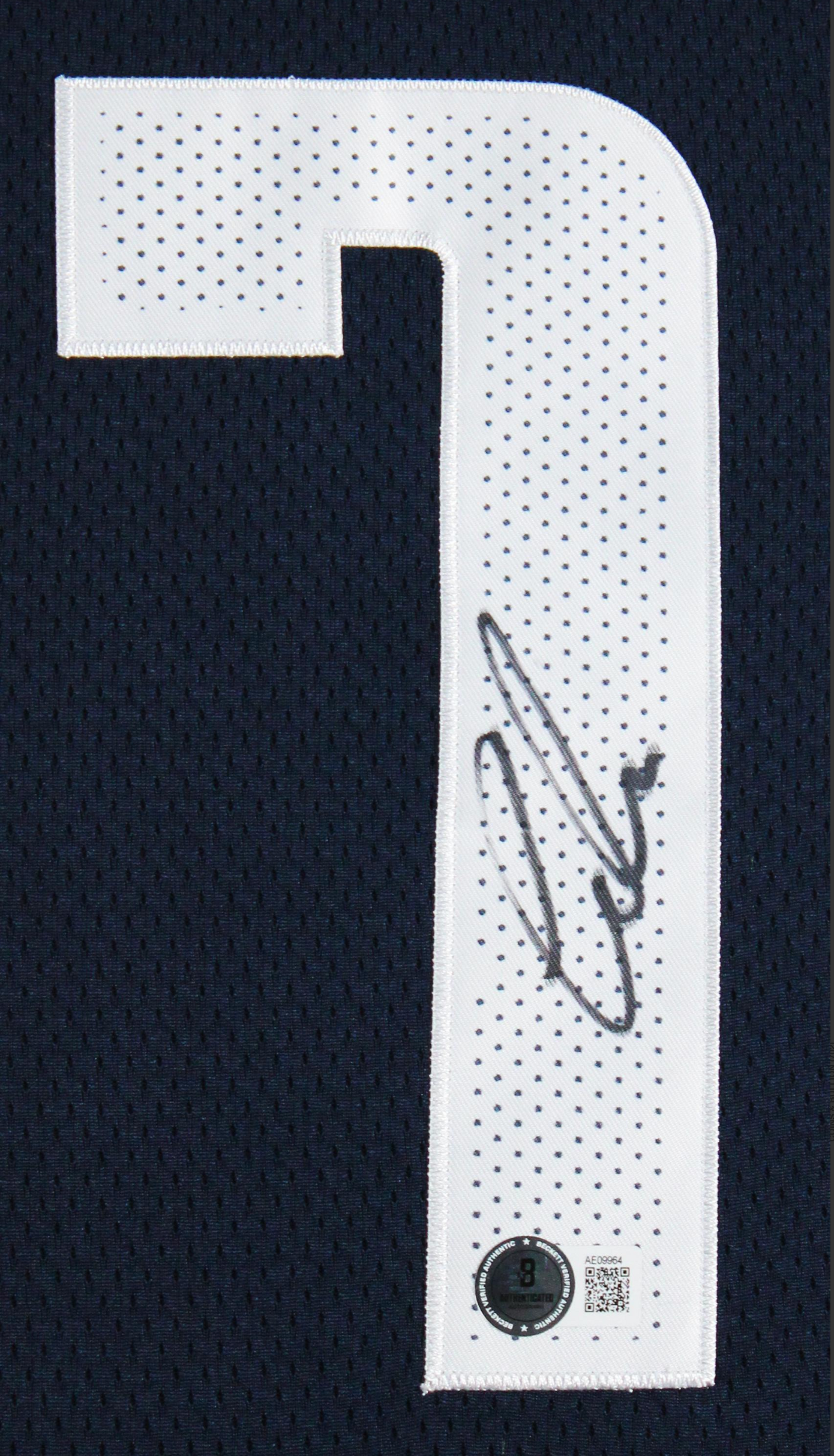 Cadre Maillot Authentique Dallas Maverick signe par Luka Doncic certifie par Beckett authentic-signatures