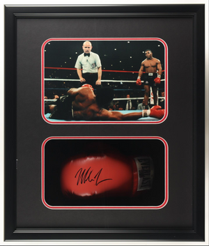 Cadre Gant de Boxe signe par Mike Tyson certifie par JSA et Mike Tyson