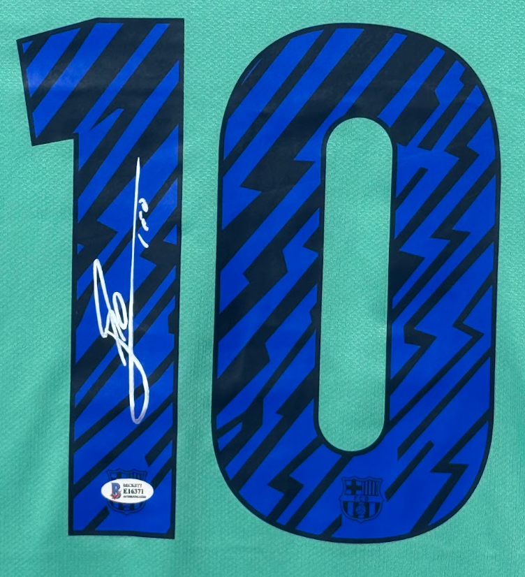 Maillot Authentique FC Barcelone saison 2010-2011 signé par Lionel Messi et certifié par Beckett authentic-signatures