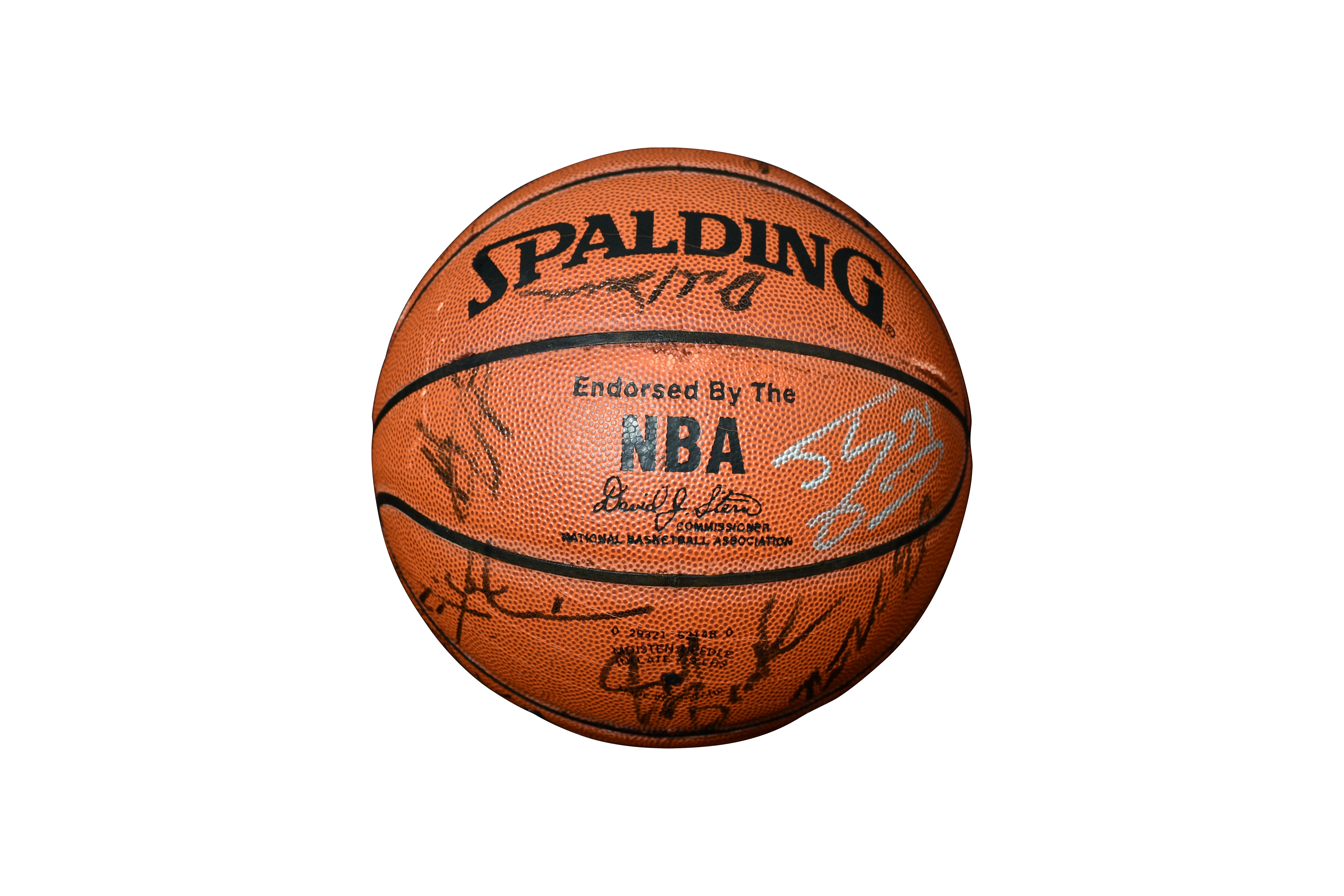 1997-98 Los Angeles Lakers Team Signed Basketball | Complete Roster (17 Signatures)