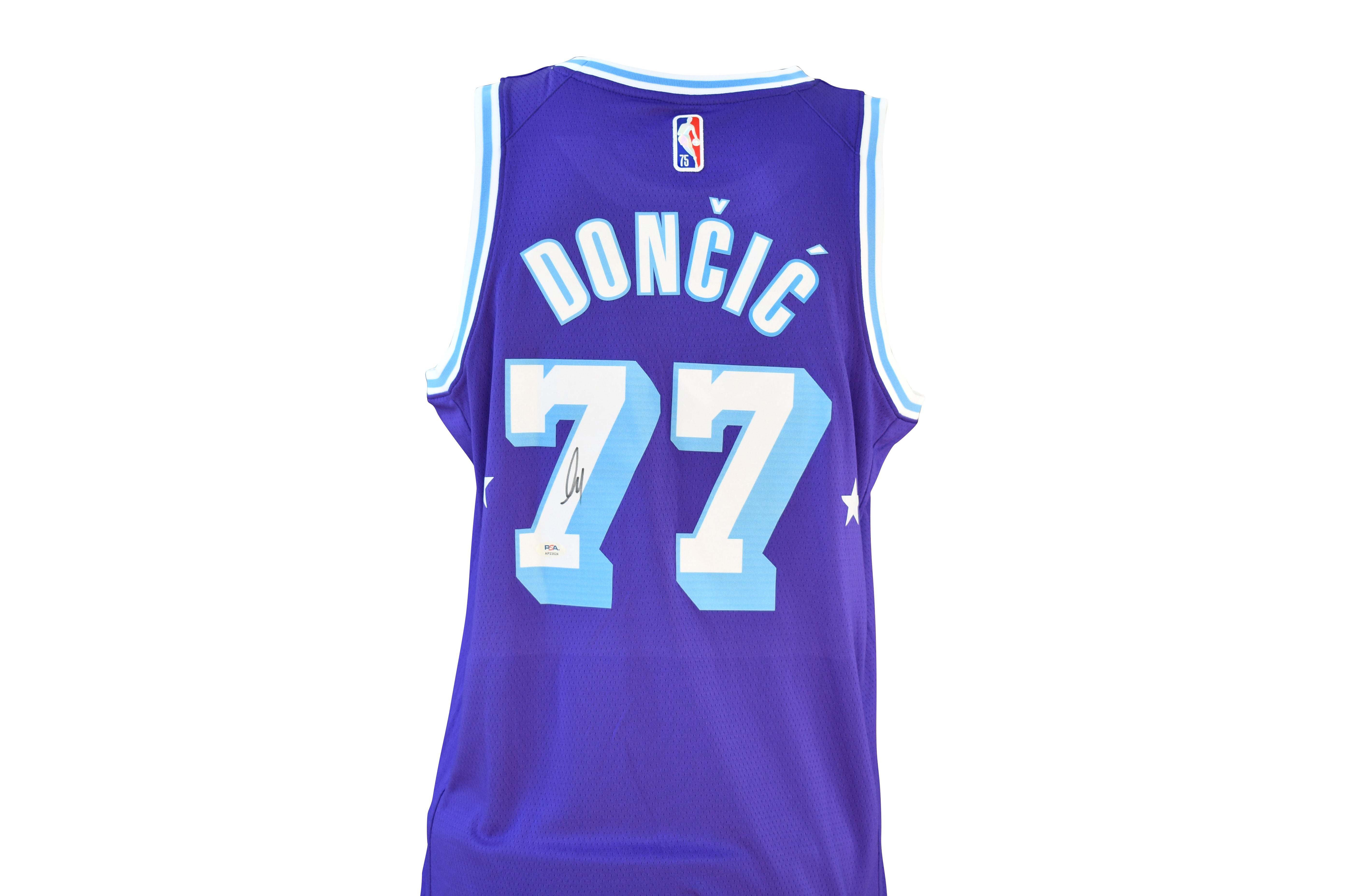 Luka Dončić Signed Lakers Authentic Nike Swingman Jersey