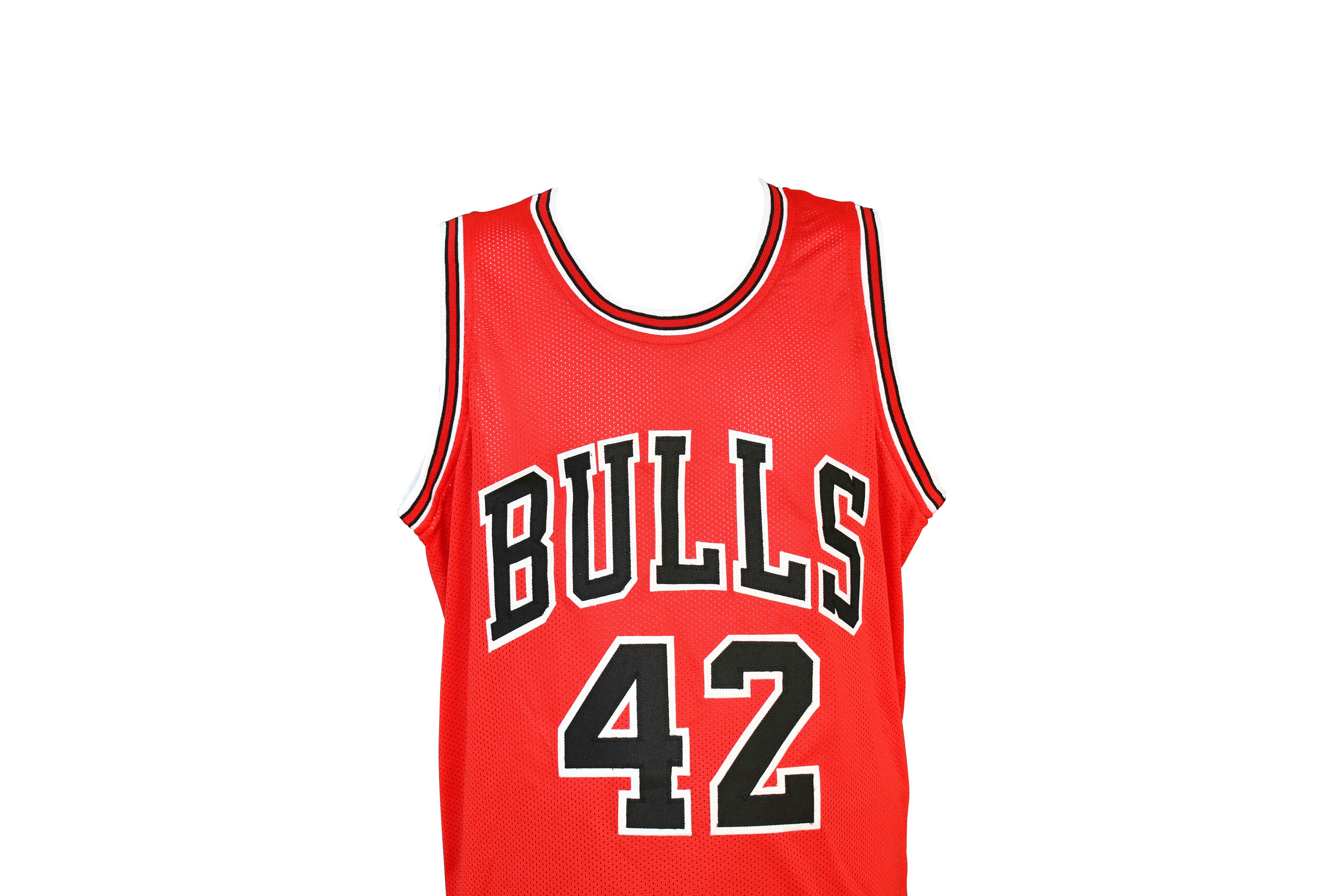 Scott Williams Signed Chicago Bulls Jersey"3X NBA CHAMPS!"
(RED)