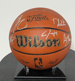 Rare Basketball signe  par Jrue Holiday,Derrick White, Jaylen Brown, Jayson Tatum et Al Horfordet certifie par Fanatics authentic-signatures