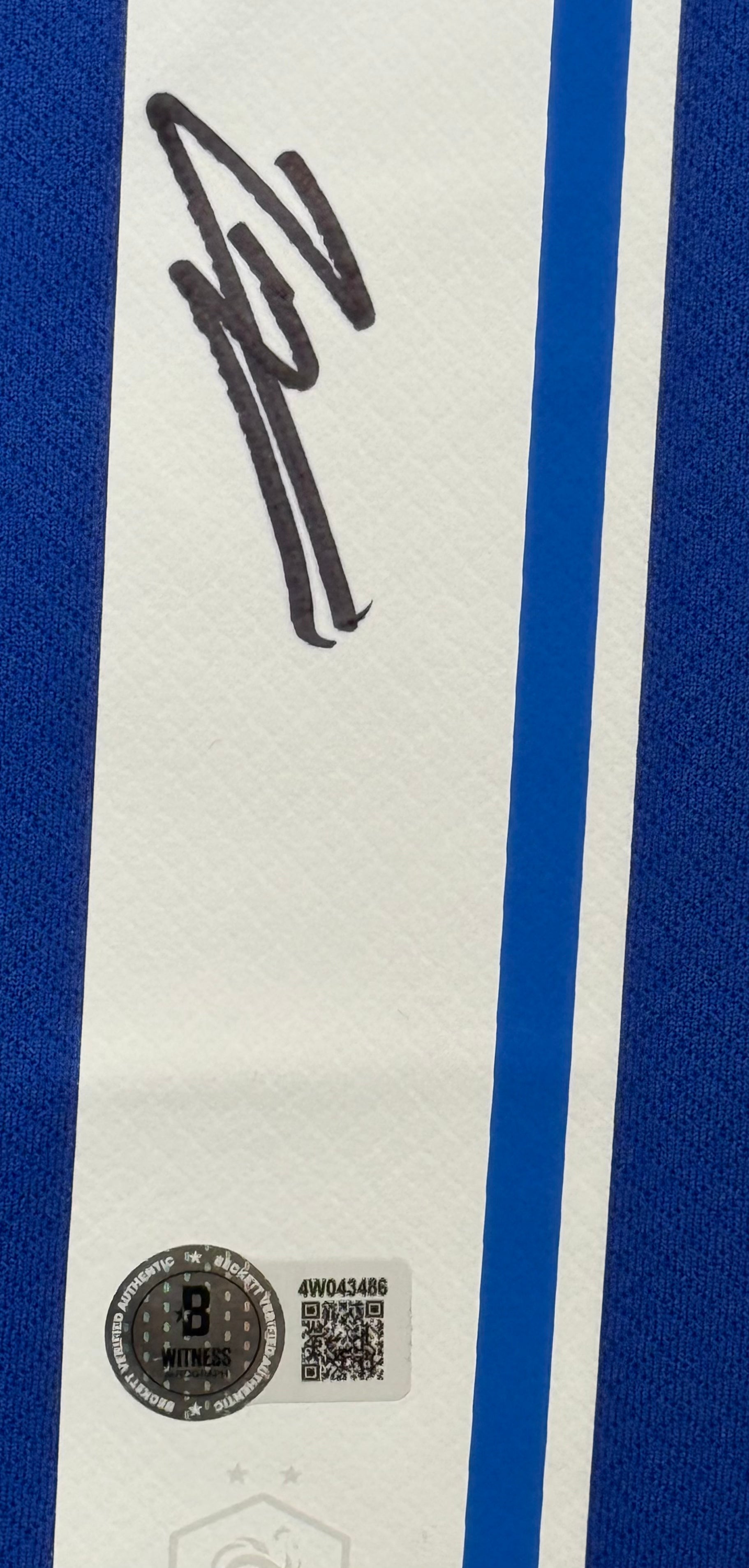 Maillot Domicile Equipe de France signe par Warren Zaire Emery et  Certifie par Beckett authentic-signatures