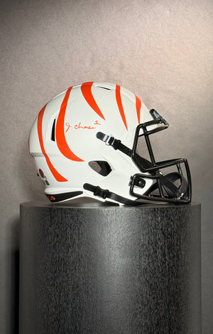 Ja'Marr Chase  Cincinnati Bengals Helmet Certified by Beckett authentic-signatures