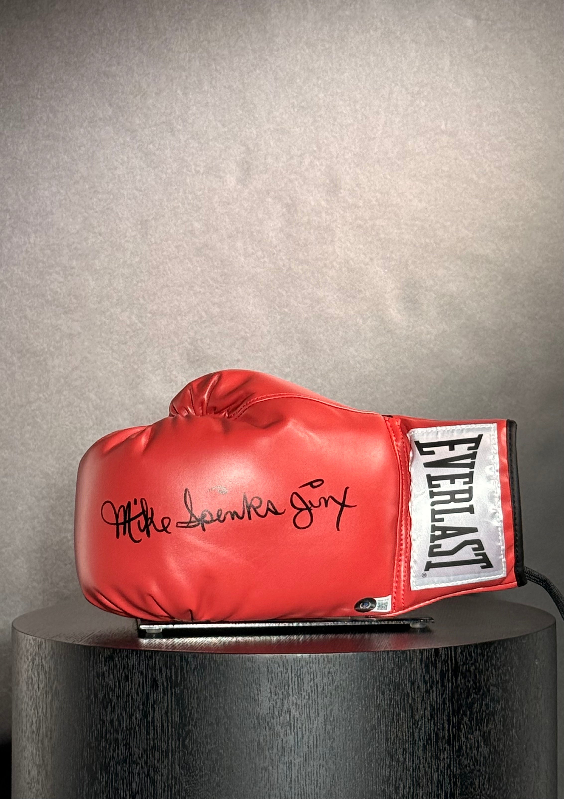 Michael Spinks Signed Everlast Boxing Glove Certified by Beckett & Prova authentic-signatures