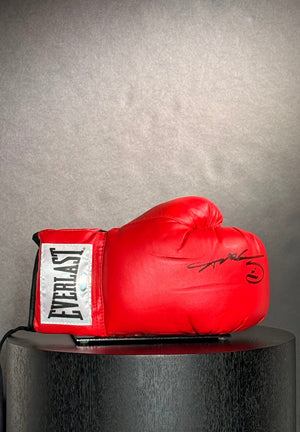 Authentique Gant de boxe Droit EVERLAST signe par "SUGAR" Ray Leonard et certifie par TRISTAR authentic-signatures
