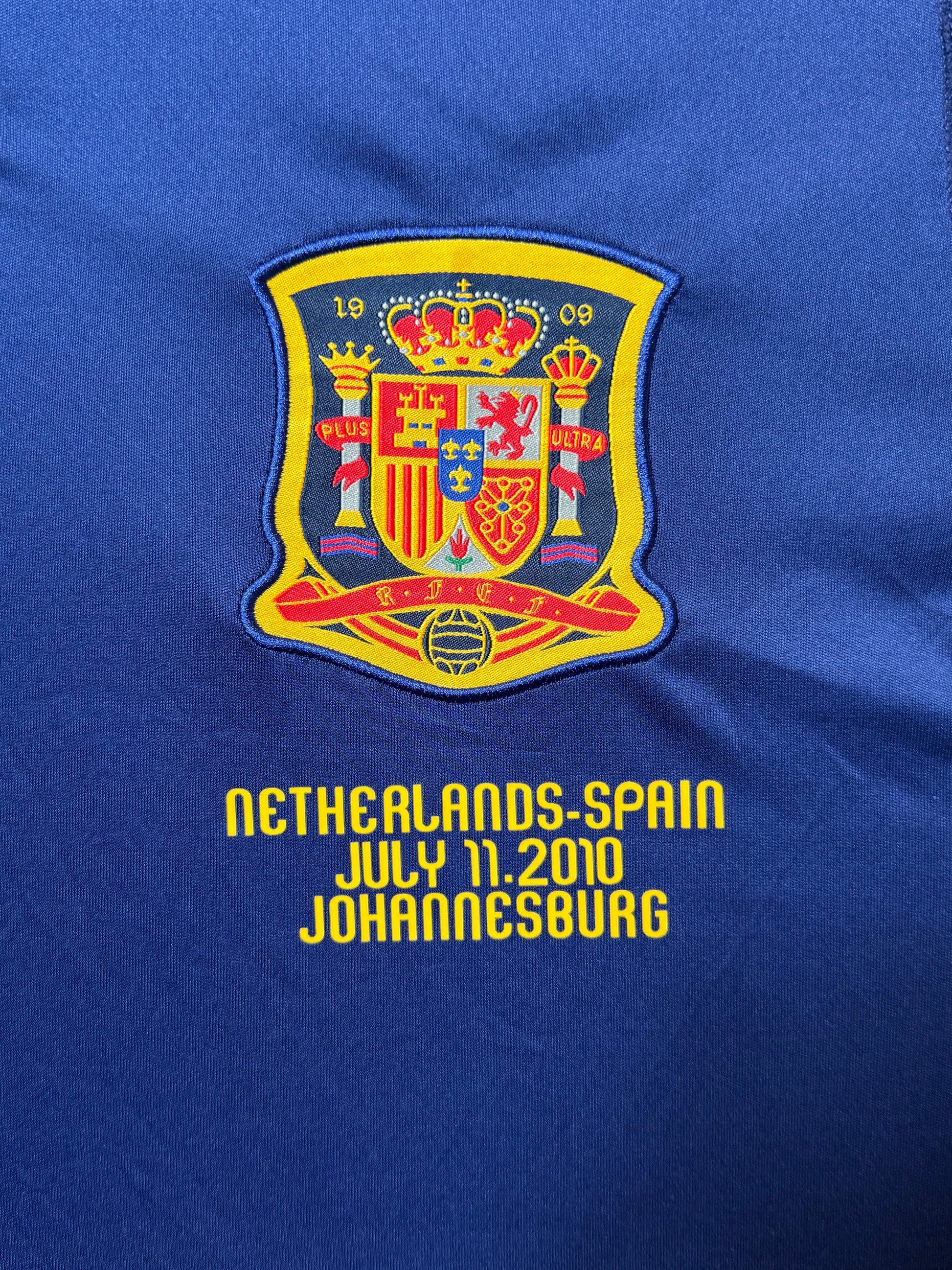 Maillot Exterieur Espagne Edition FINALE Coupe du Monde 2010 Pays-Bas/Espagne  signe par Andres Iniesta et Certifie par Beckett authentic-signatures
