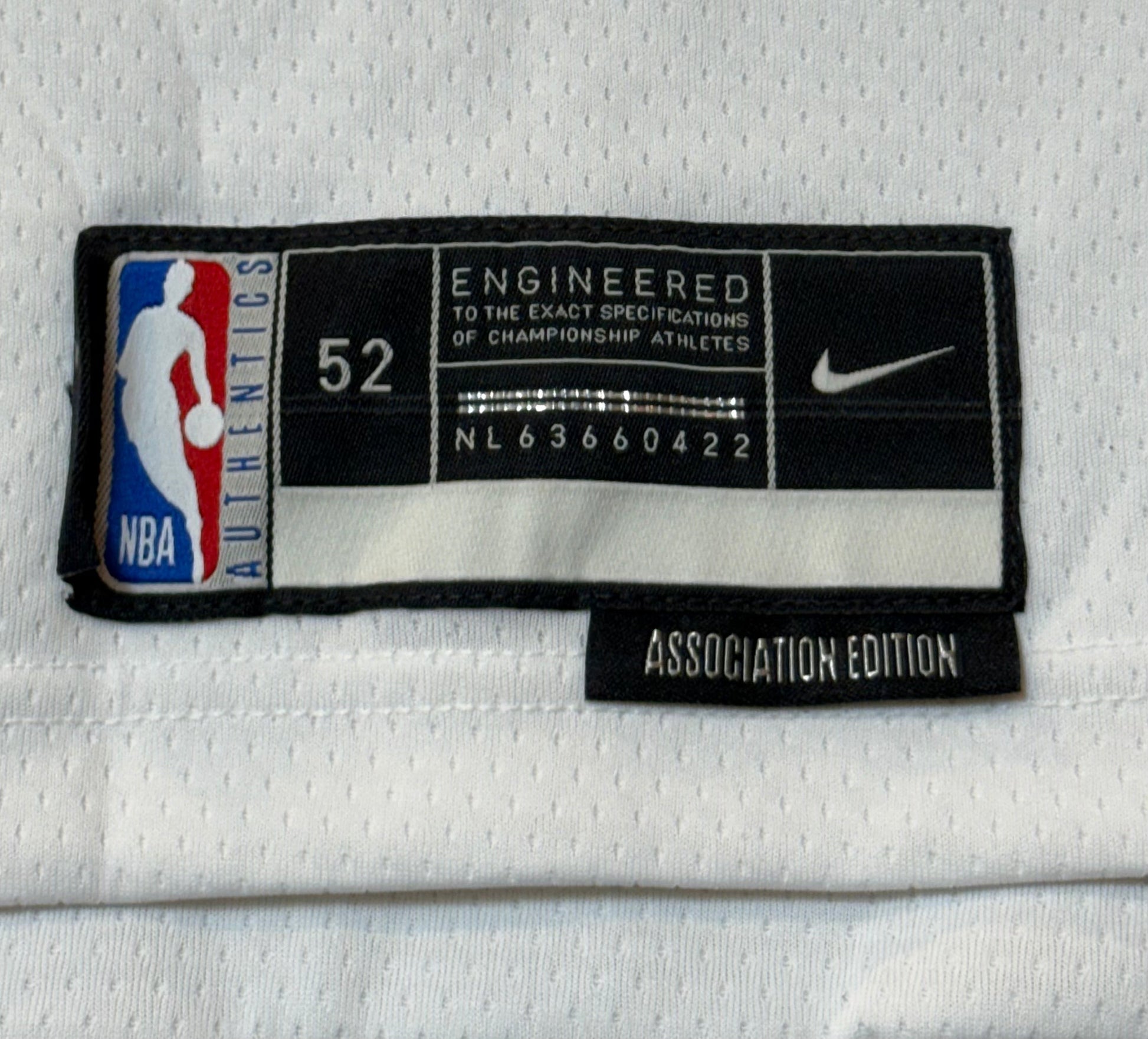 Maillot Authentic Association Edition Memphis GRIZZLIES signé par JA MORANT et certifié par BECKETT authentic-signatures