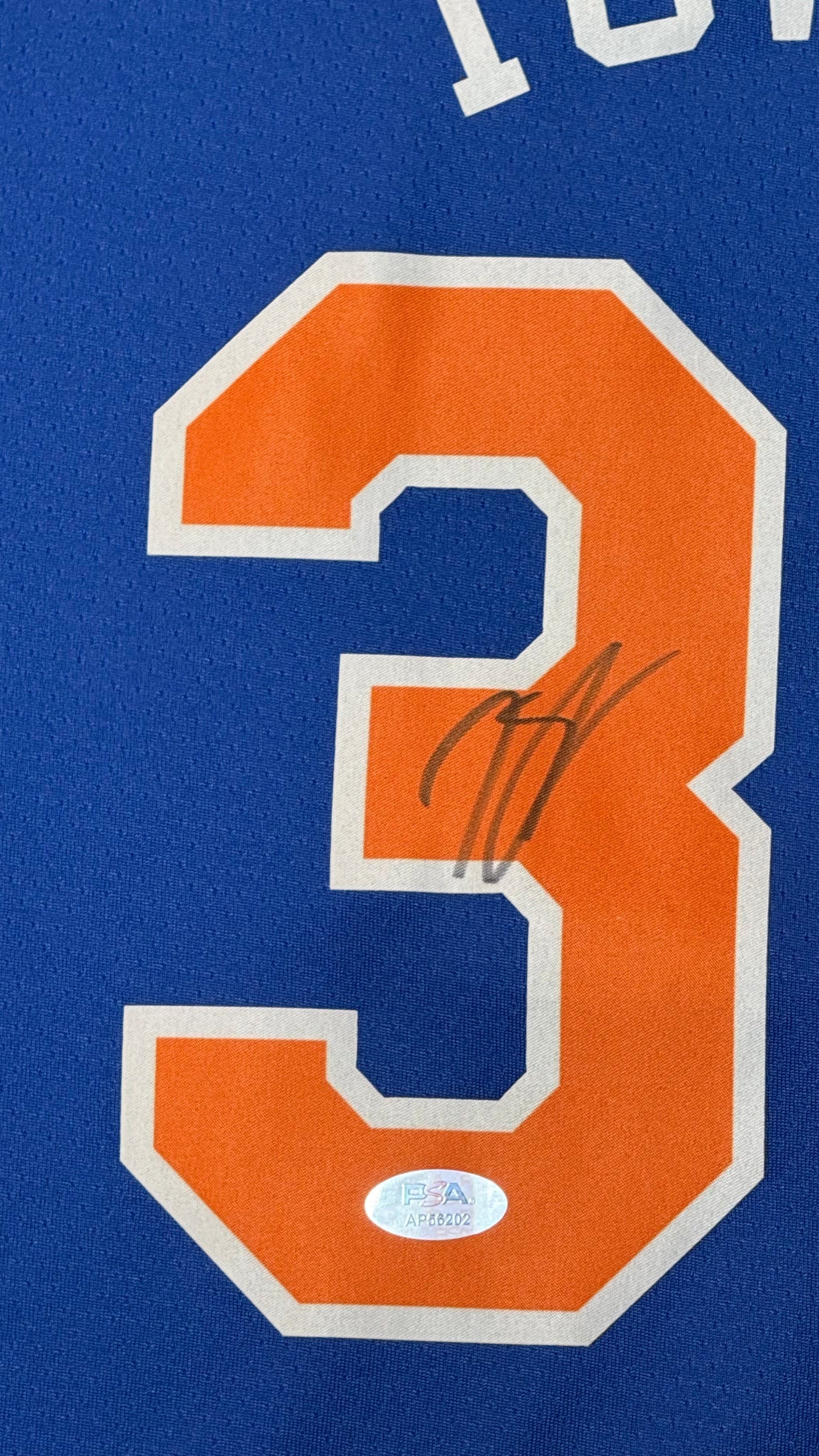 Maillot SWINGMAN New York KNICKS signé par Kaerl Anthony TOWNS et certifié par JSA authentic-signatures