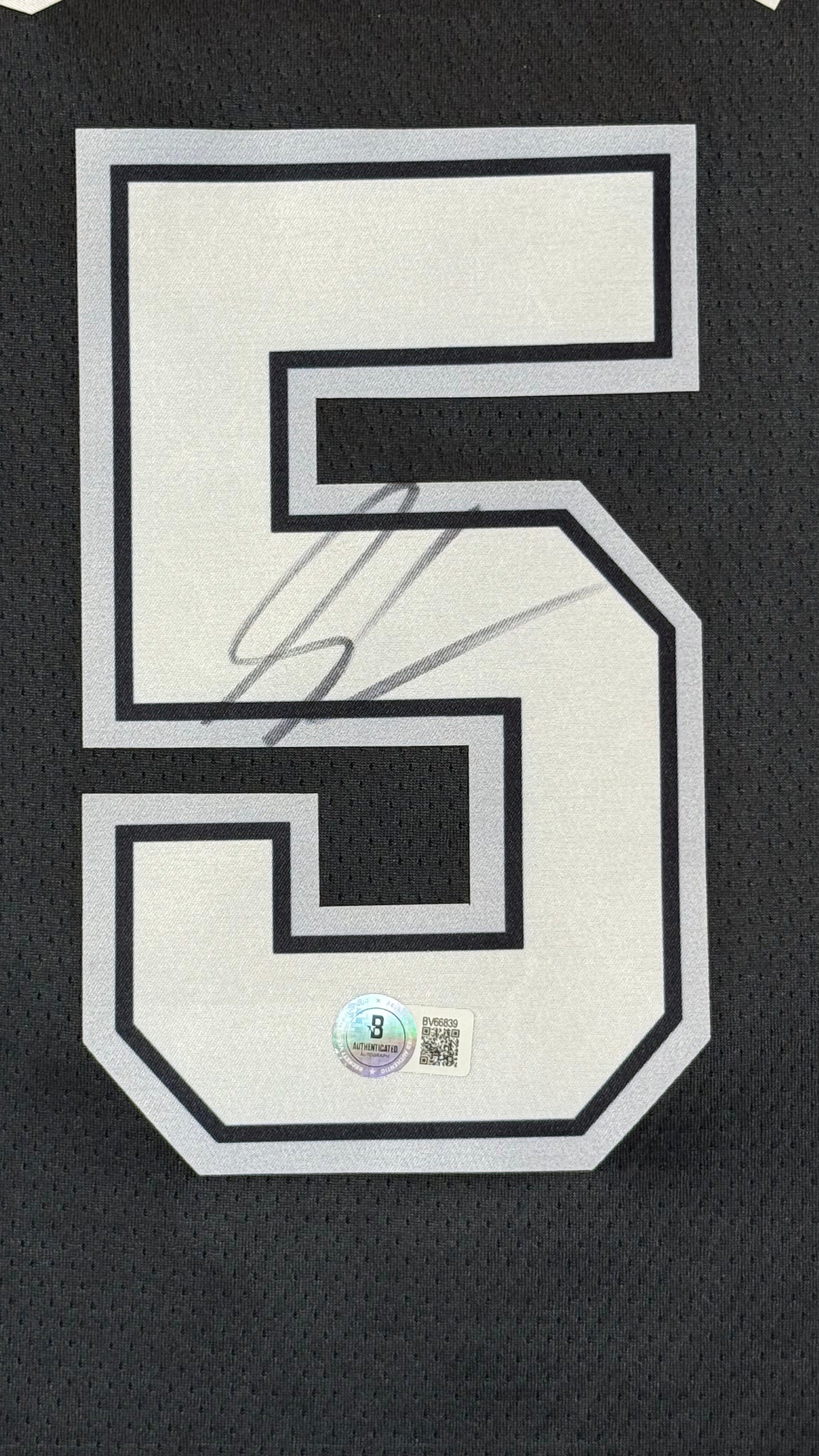 Maillot Swingman City Edition san Antonio Spurs signé par Stephon CASTLE et certifié par BECKETT authentic-signatures