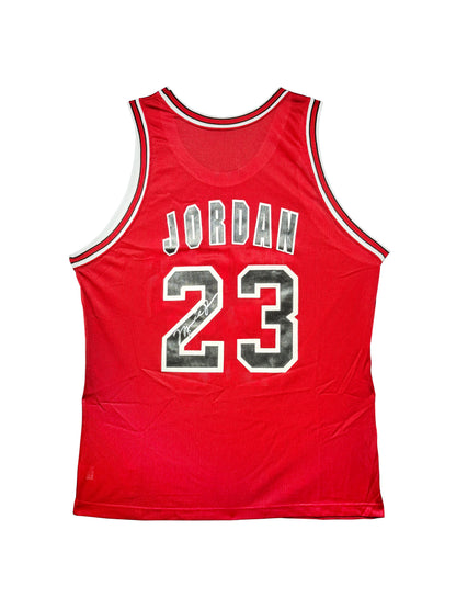 Maillot RARE 3 CERTIFICATIONS(PSA/Beckett/MichaelJordan Fondation) Authentique Domicile Chicago Bulls signe par Michael Jordan