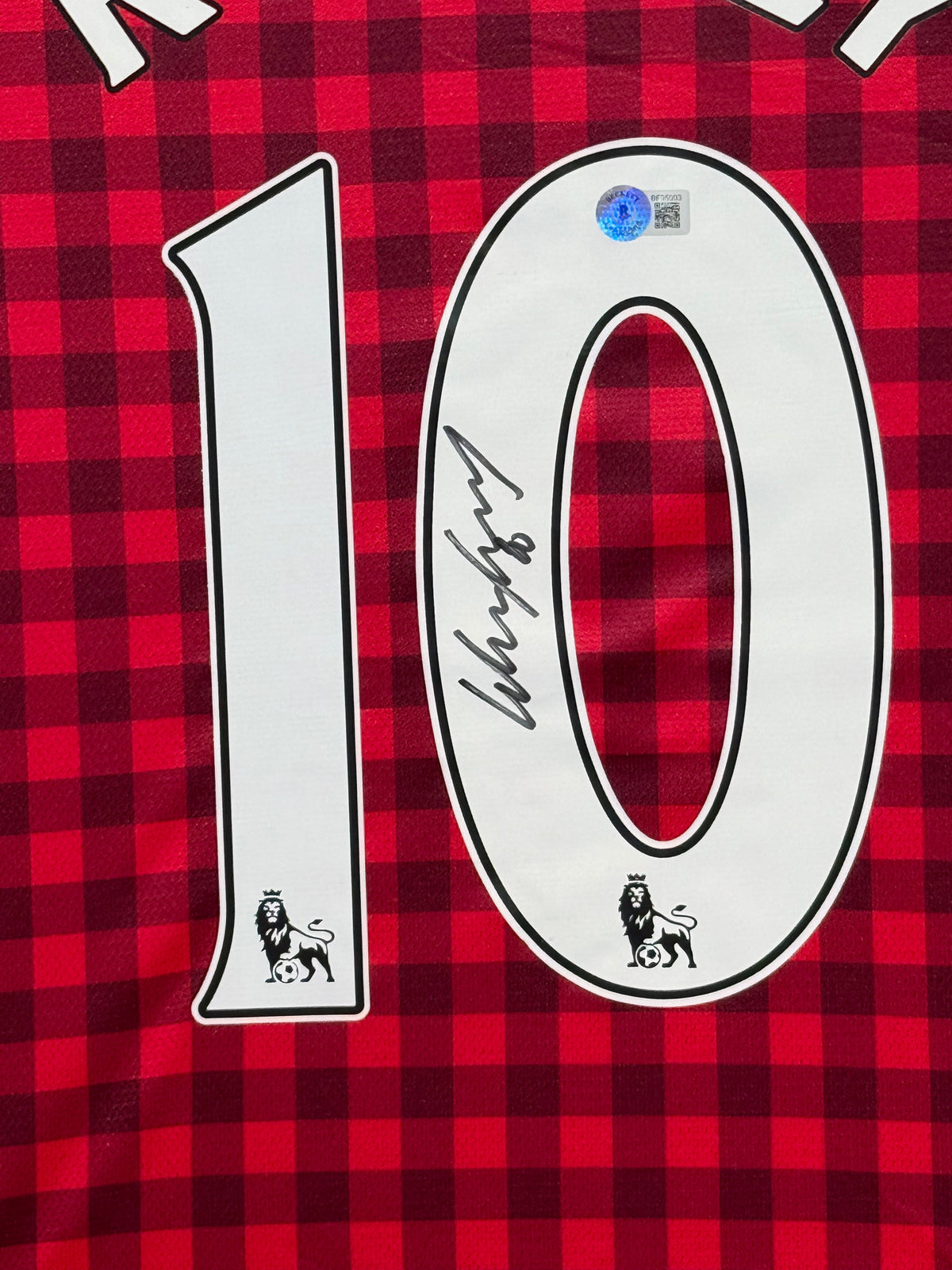 Wayne Rooney Signed Authentic Manchester United Jersey, Certified by Beckett authentic-signatures Football Authentic Signa...