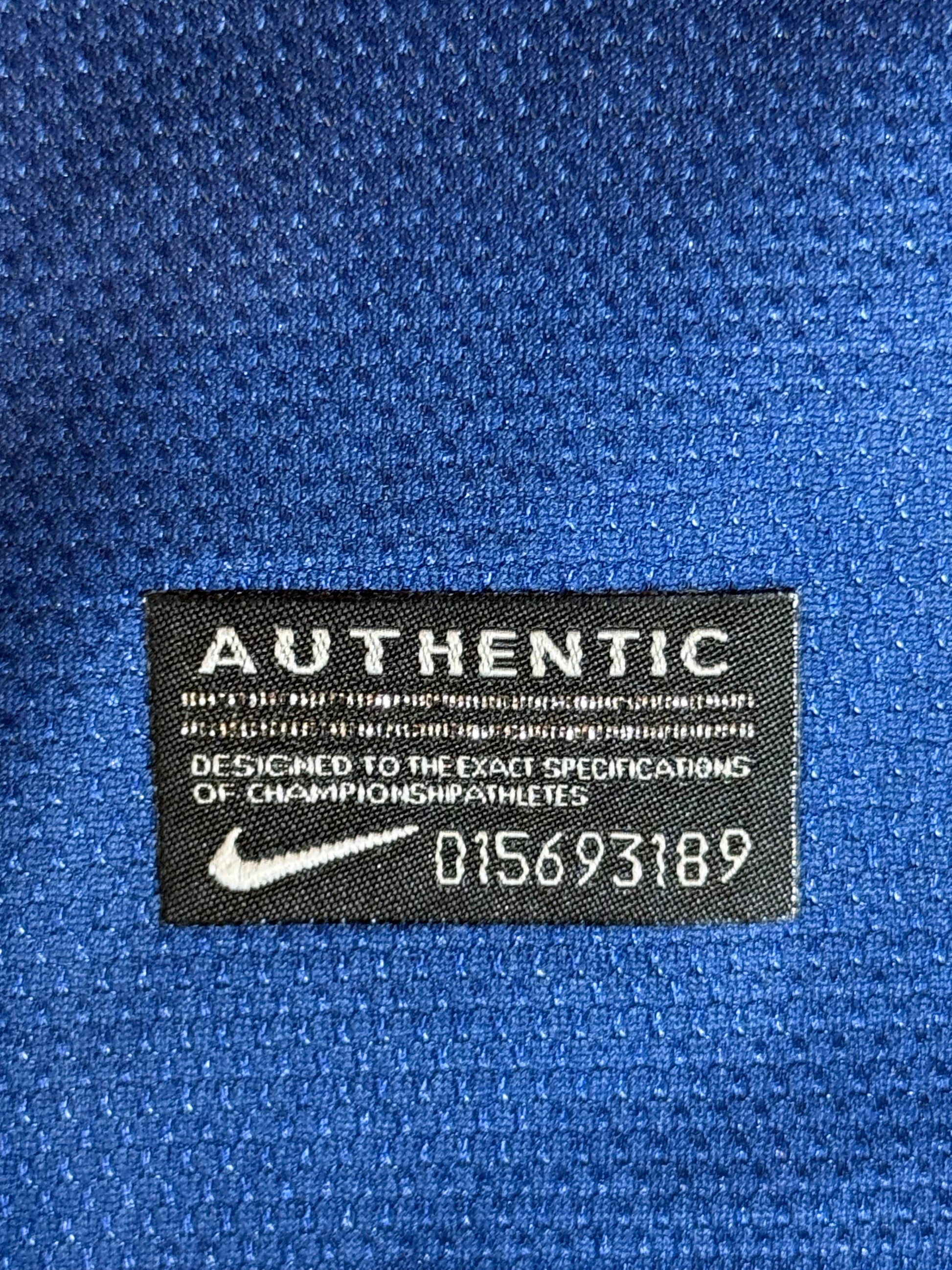 Maillot Authentique FC Barcelone saison 2012-2013 signé par Andres Iniesta et certifié par Beckett authentic-signatures