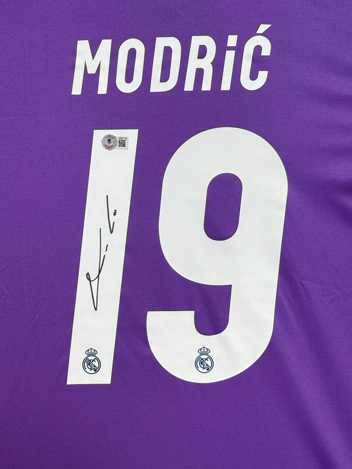 Luka Modric Signed Authentic Champions League Final 2017 Real Madrid Jersey, Certified by Beckett authentic-signatures Foo...