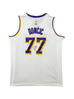 Maillot Swingman Los Angeles Lakers signé par Luka DONCIC et certifié par JSA authentic-signatures