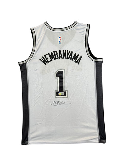 Maillot Authentique San Antonio Spurs signé par Victor WEMBANYAMA et certifié par Beckett authentic-signatures