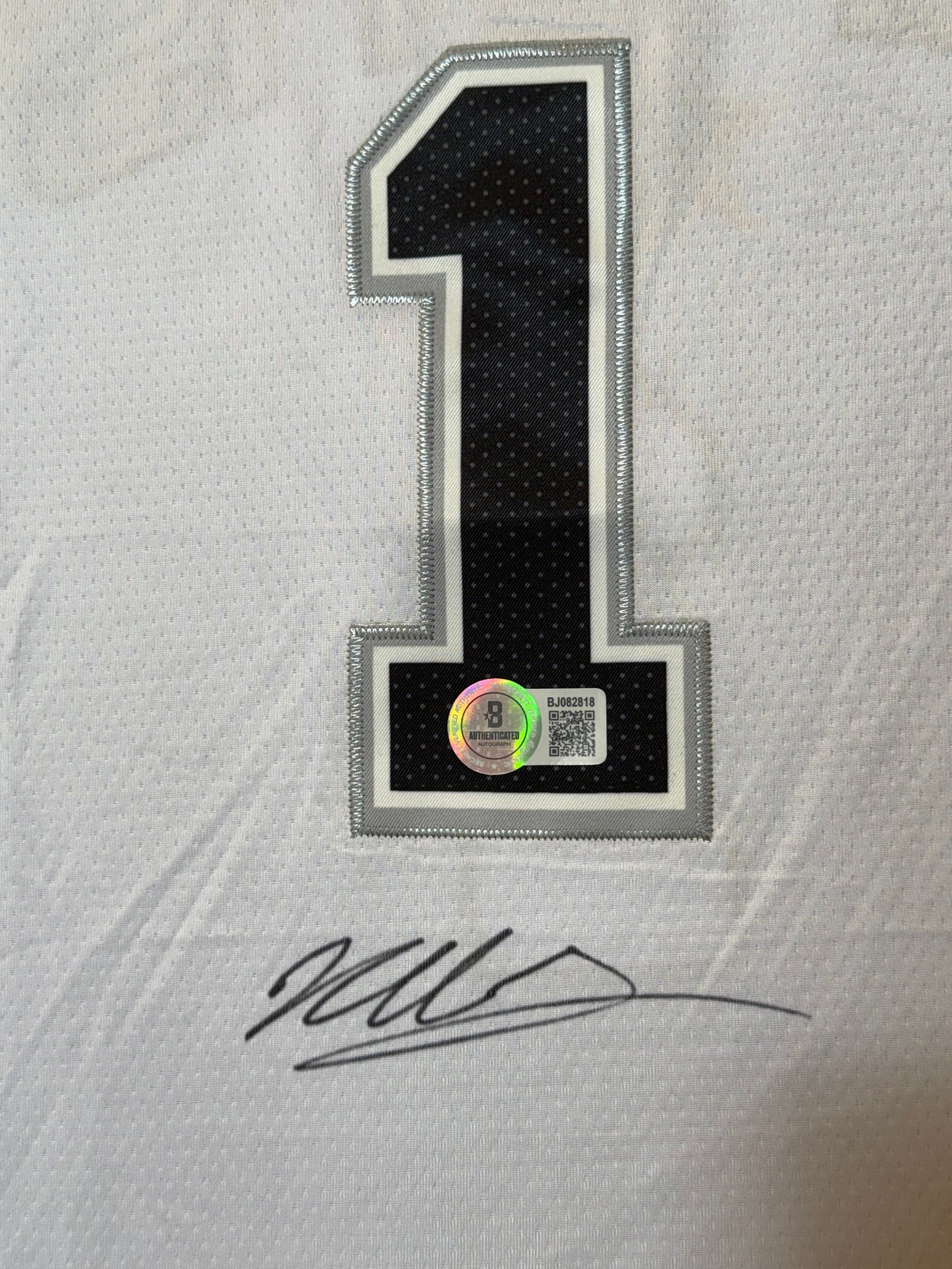 Maillot Authentique San Antonio Spurs signé par Victor WEMBANYAMA et certifié par Beckett authentic-signatures