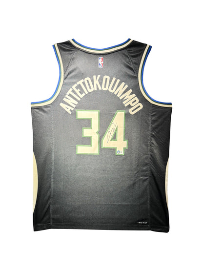 Maillot Authentique Exterieur Milwaukee Bucks signe par Giannis Antetokounmpo et certifie par Beckett authentic-signatures