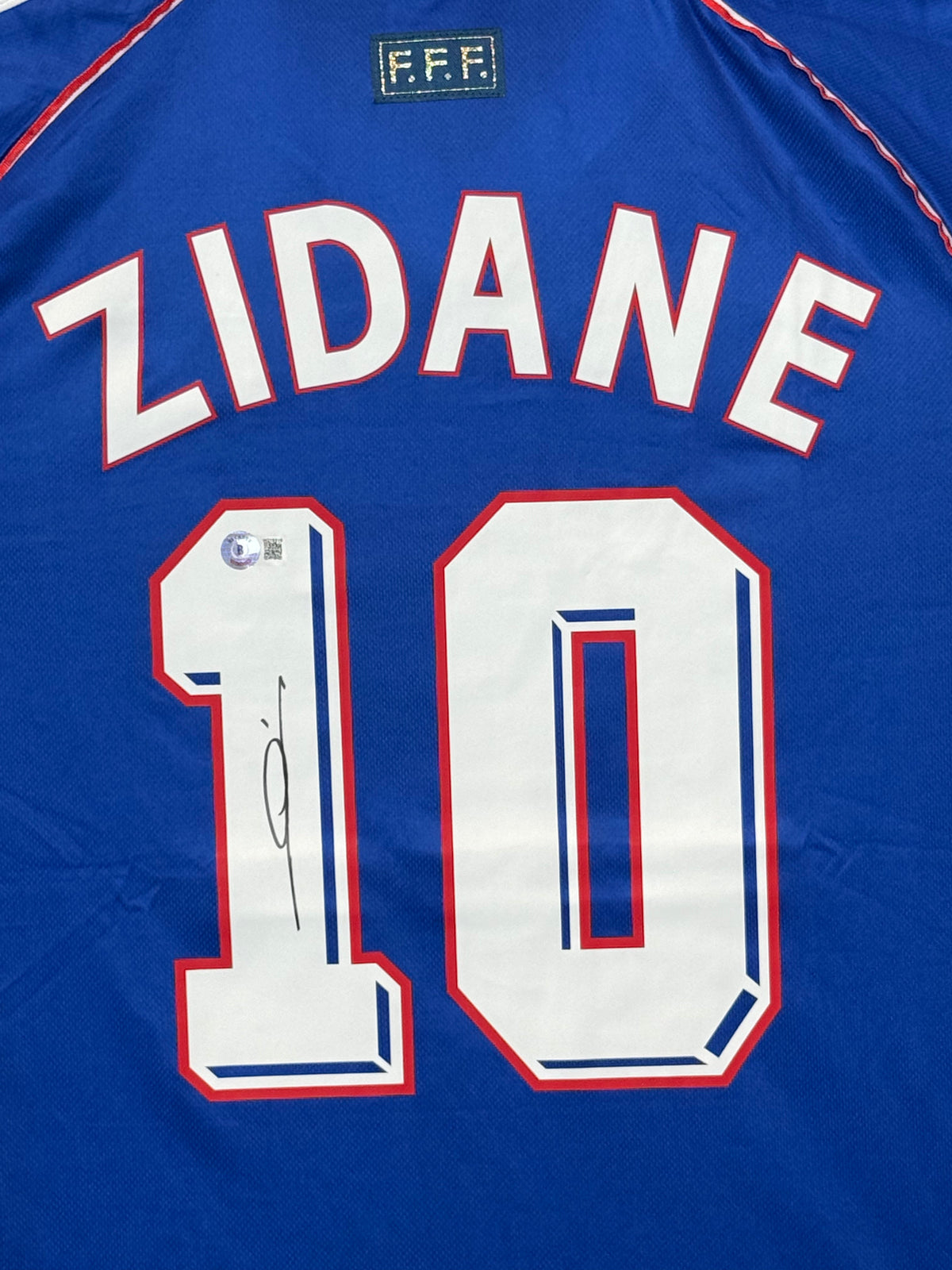Zinedine Zidane Signed Authentic World Cup Final 1998 France Jersey, Certified by Beckett authentic-signatures Football Au...