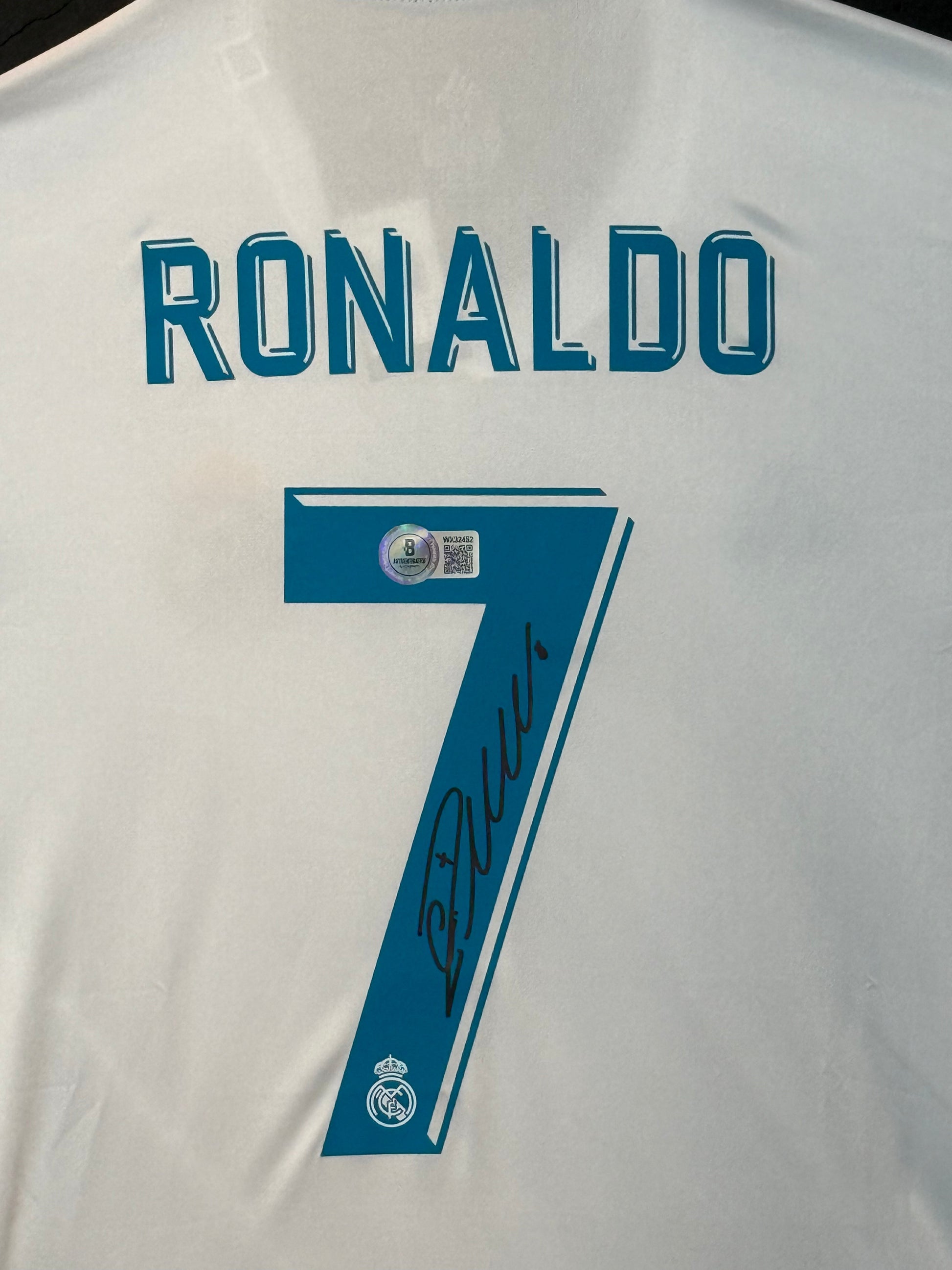 Maillot Authentique Real Madrid Finale Champions League 2018 signé par Cristiano Ronaldo certifié par Beckett authentic-signatures