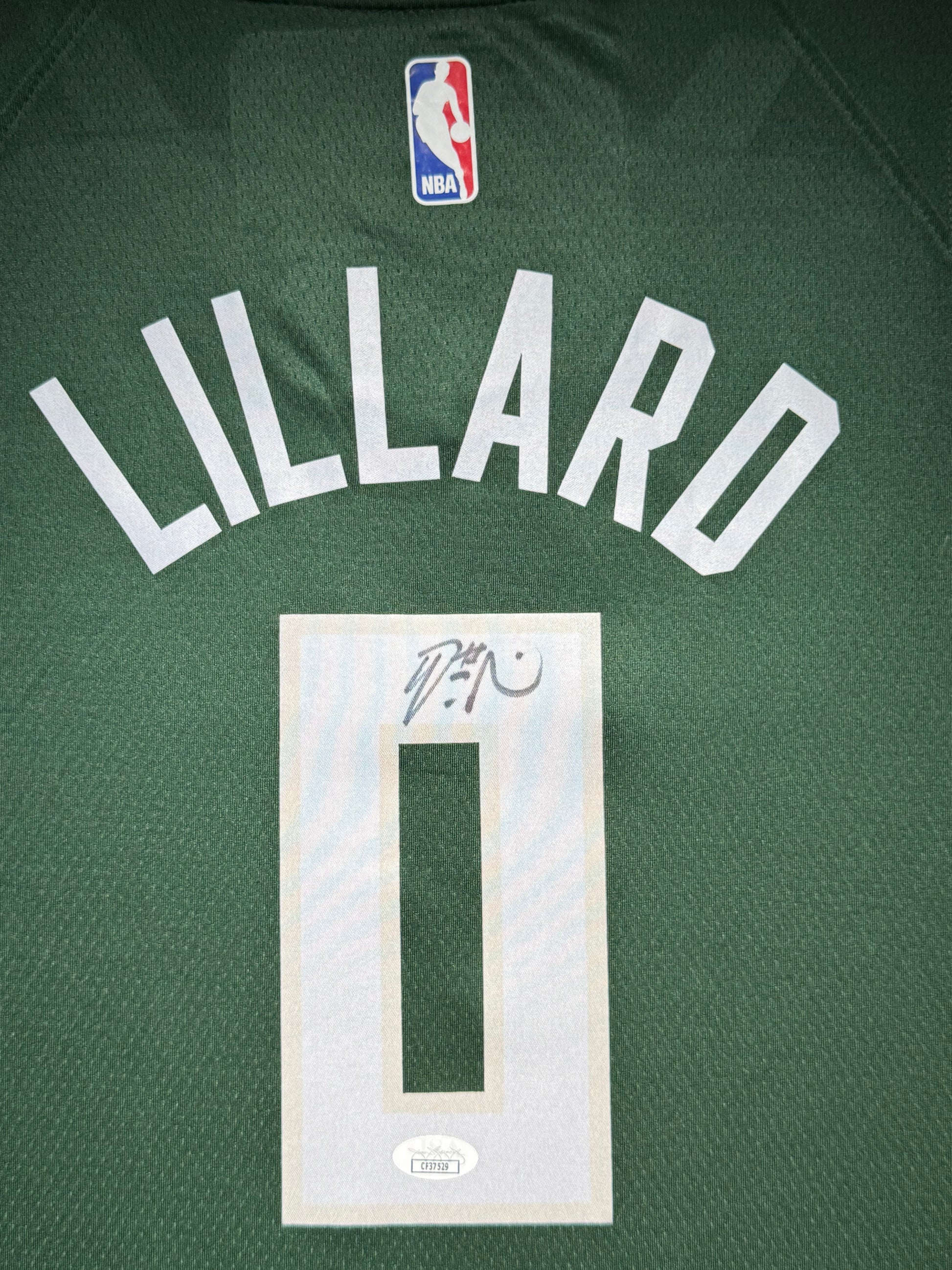 Maillot Authentique Domicile Milwaukee Bucks signe par Damian Lillard certifie par JSA authentic-signatures