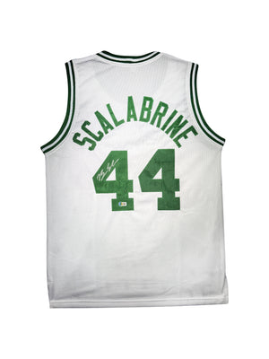 Maillot Custom Domicile  signe par Brian Scalabrine certifie par Beckett