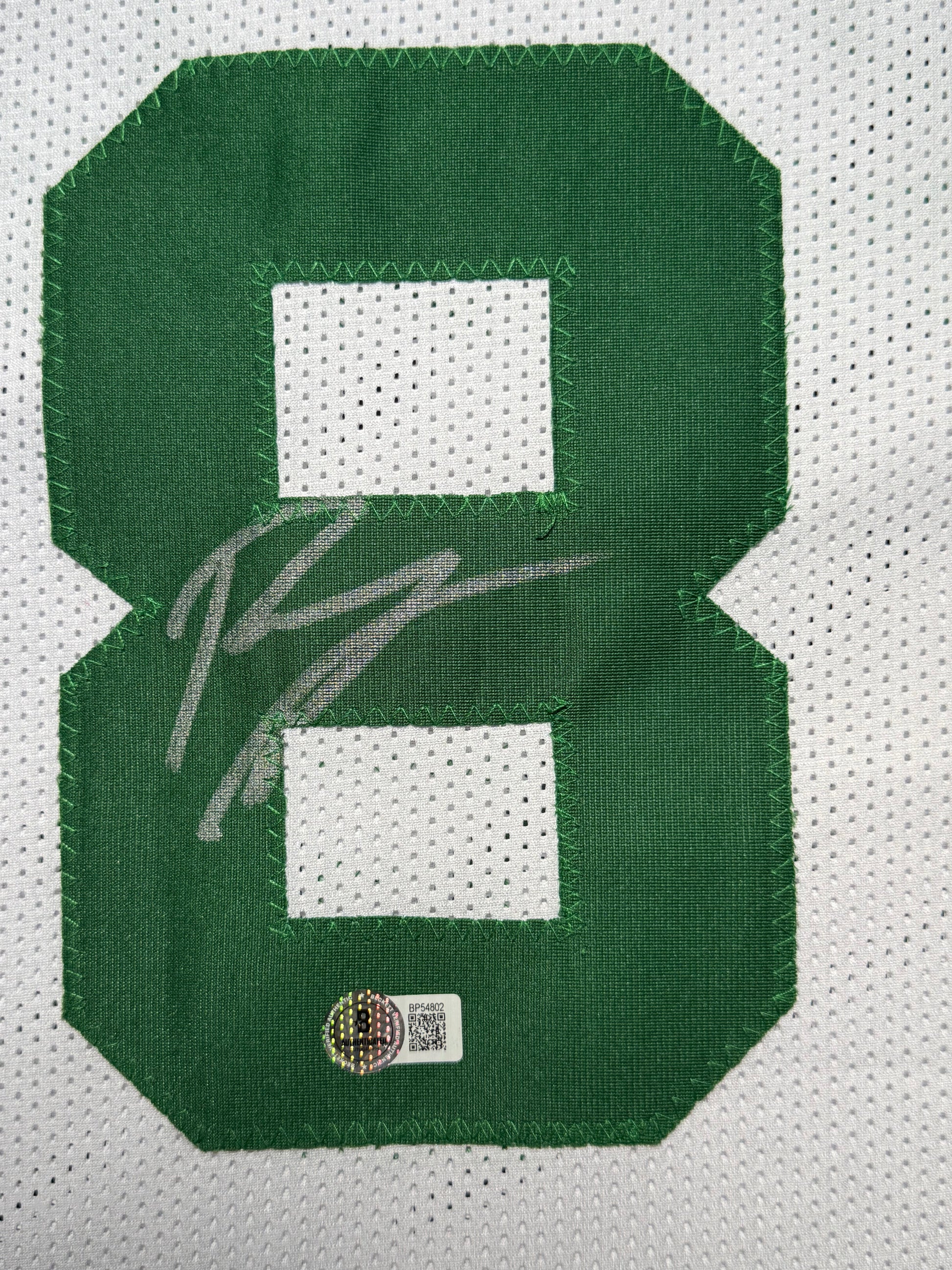 Maillot Custom Domicile signe par Kristaps Porzingis  certifie par Beckett authentic-signatures
