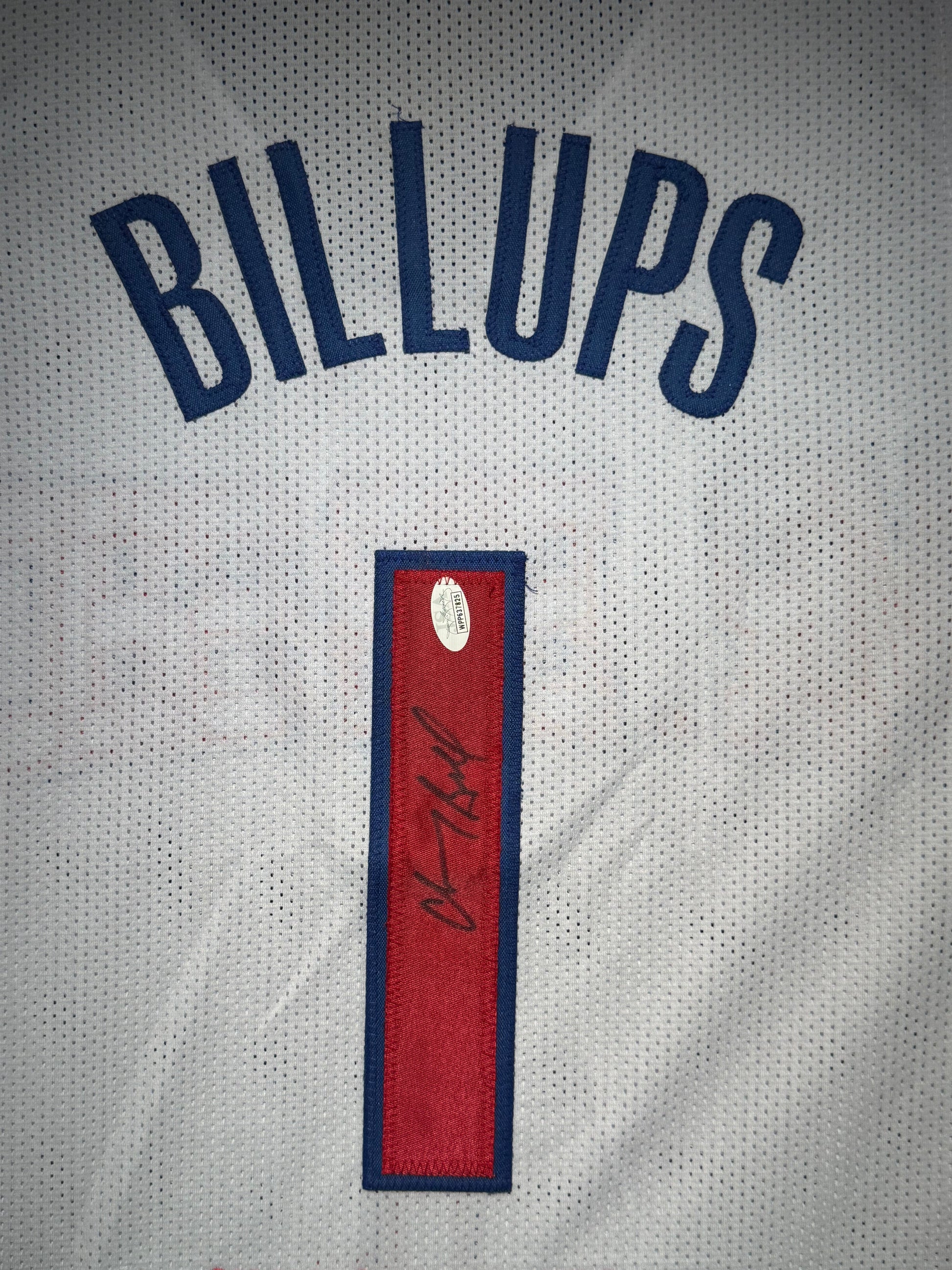 Maillot Custom Domicile signe par Chauncey Billups avec Stats de Carriere certifie par JSA authentic-signatures