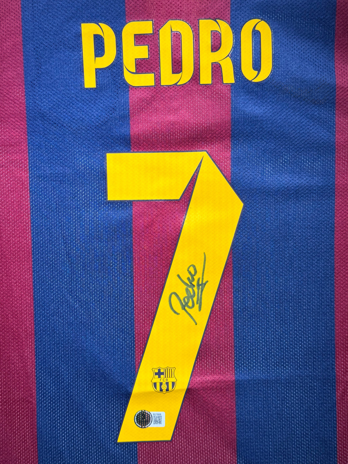 Pedro Signed Home 2008-09 FC Barcelona Jersey, Certified by Beckett authentic-signatures Football Authentic Signatures