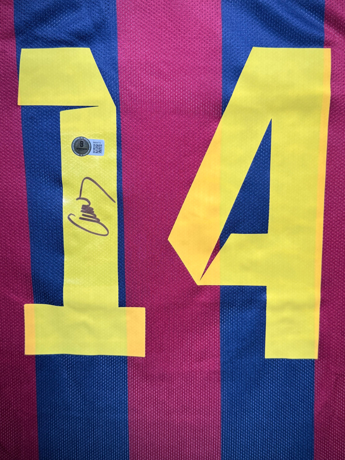 Javier Mascherano Signed Home 2011-12 FC Barcelona Jersey, Certified by Beckett authentic-signatures Football Authentic Si...