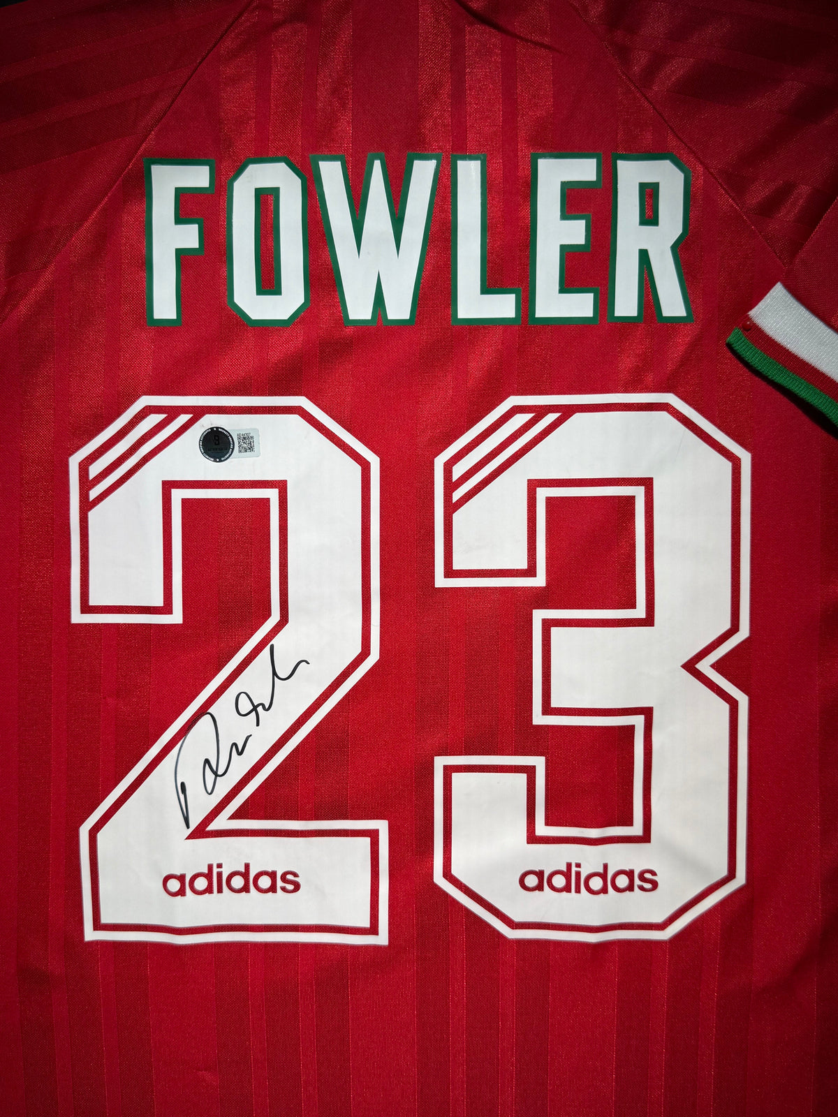 Robbie Fowler Signed Home 1996-97 Liverpool Jersey, Certified by Beckett authentic-signatures Football Authentic Signatures