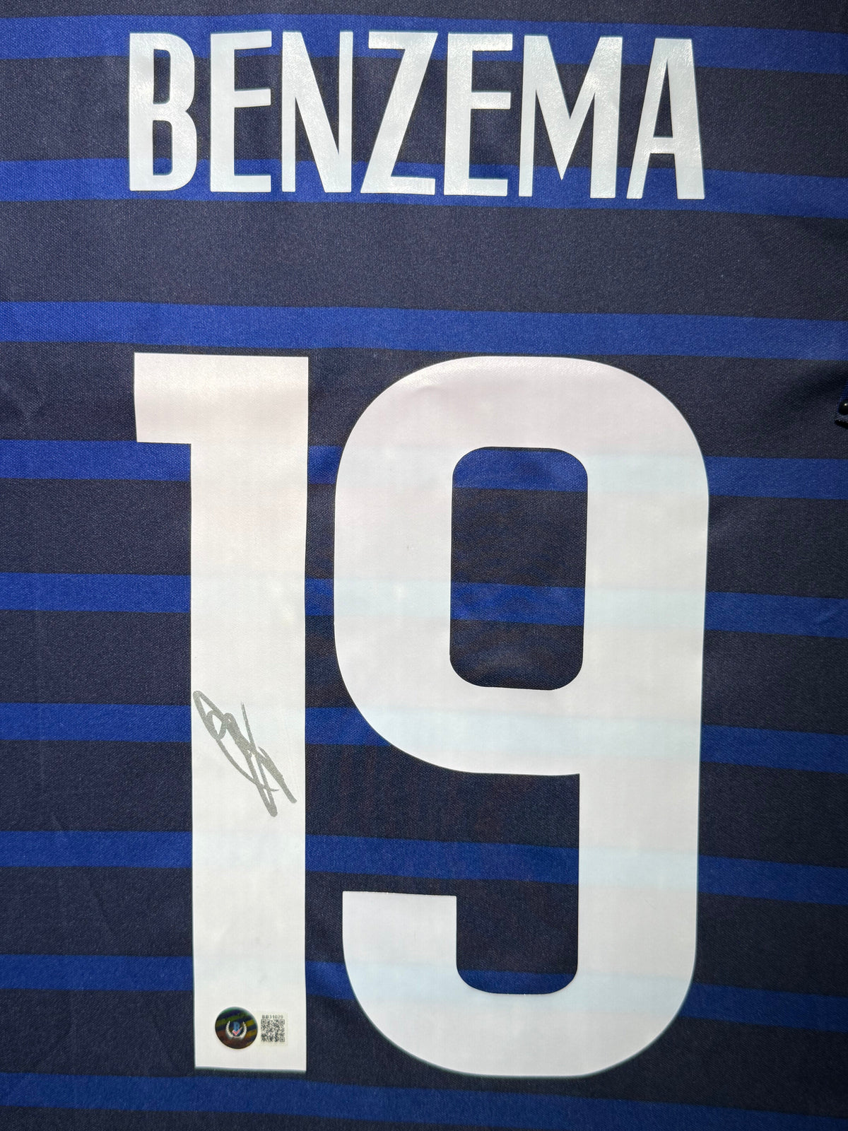 Karim Benzema Signed Home France Jersey, Certified by Beckett authentic-signatures Football Authentic Signatures