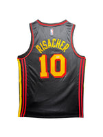Maillot Authentique Atlanta Hawks Exterieur signe par Zaccharie Risacher et certifie par Beckett authentic-signatures