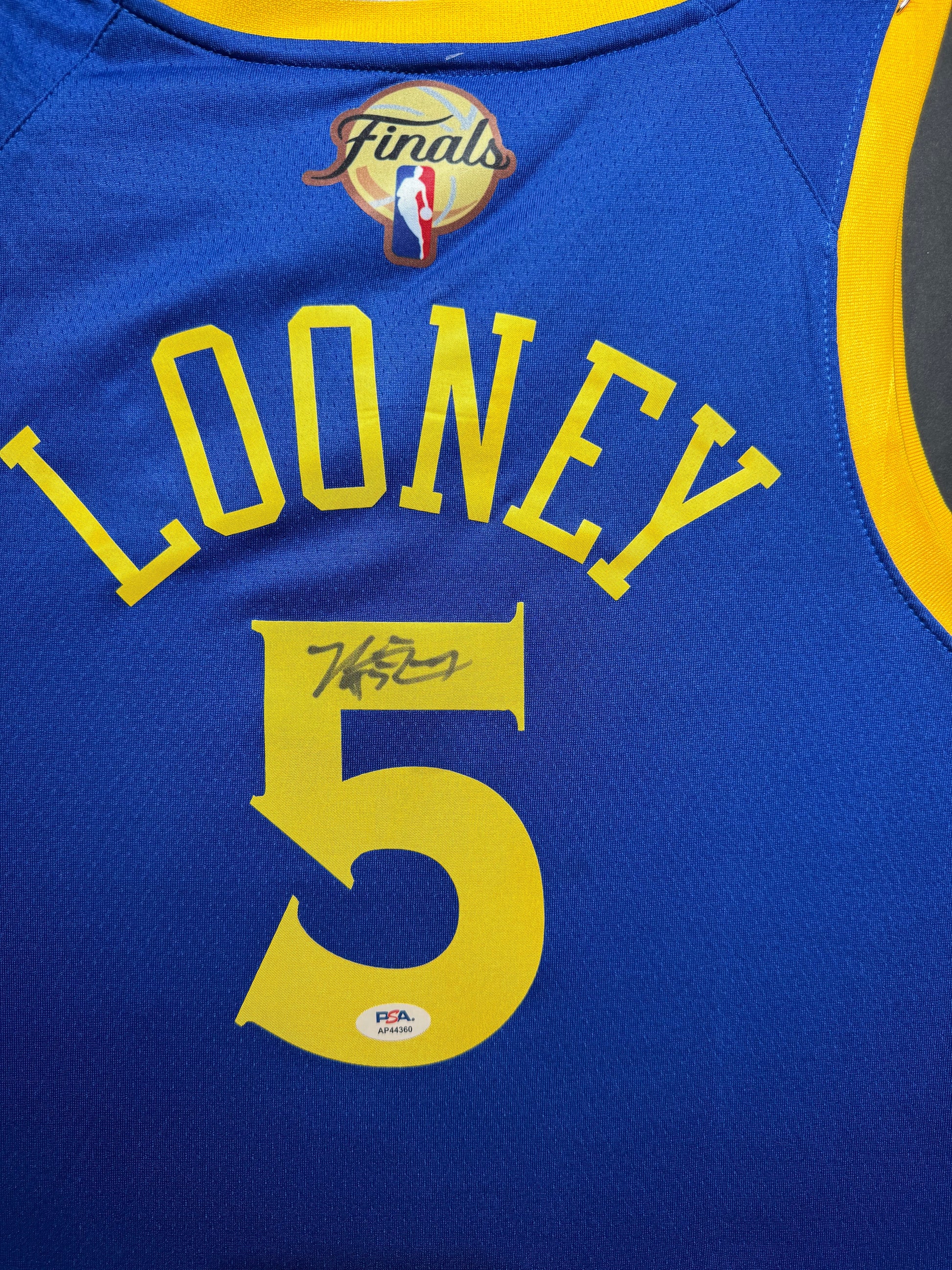 Maillot Authentique NBA Finals Golden Sate Warriors signe par Kevon Looney et certifie par PSA authentic-signatures