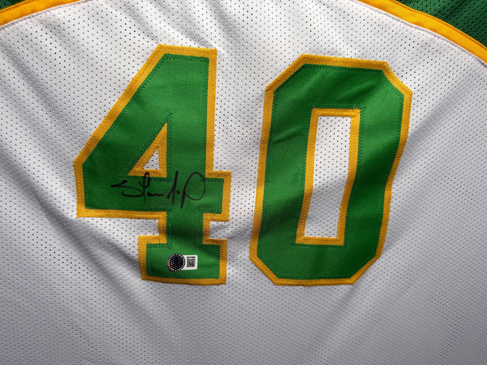 Maillot Custom Seattle Supersonics signé par Shawn Kemp et certifié par Beckett authentic-signatures