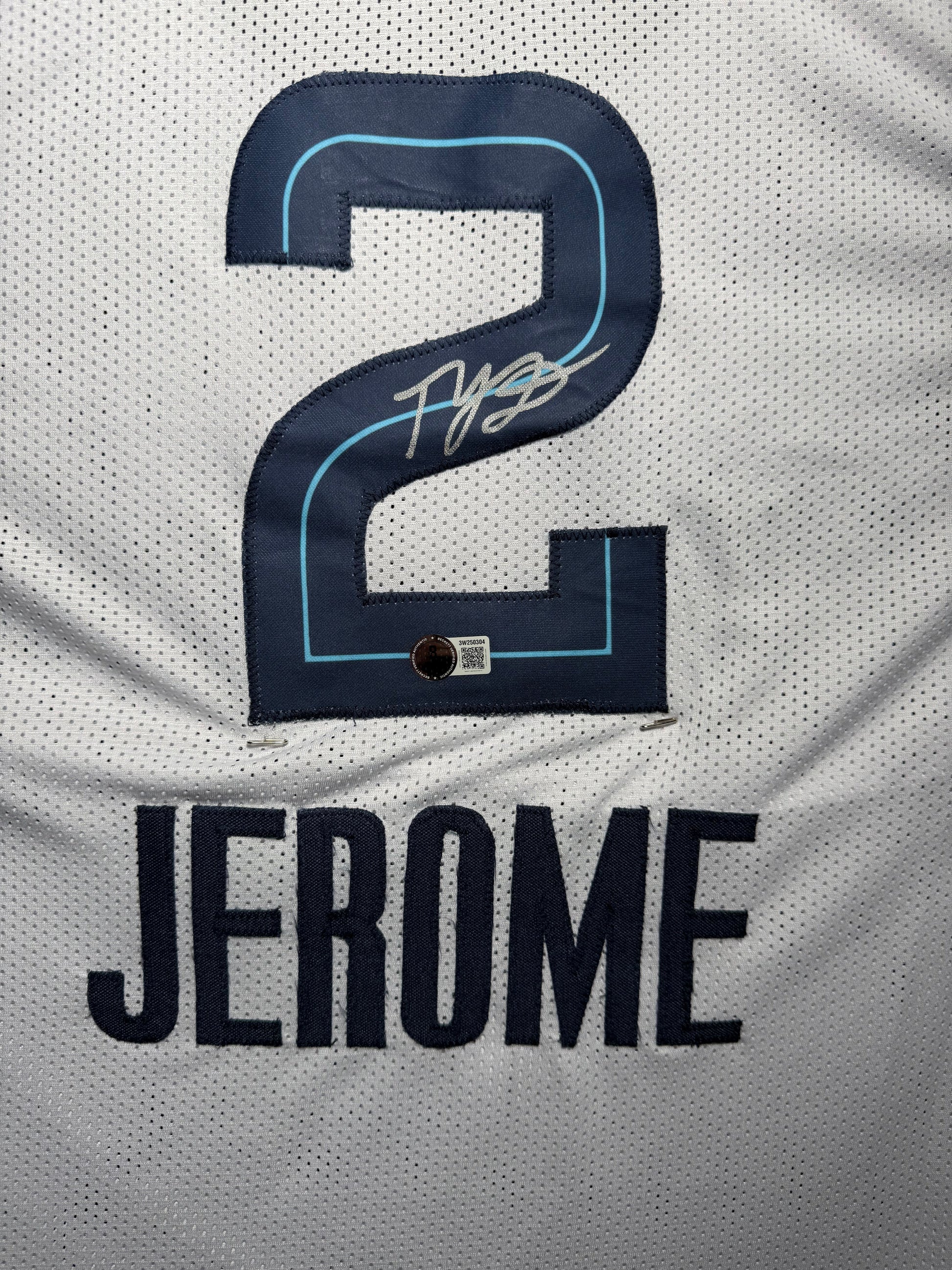 Maillot Custom Domicile  Memphis Grizzlies signe par Ty jerome certifie par Beckett authentic-signatures