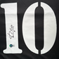 Maillot Exterieur Real Madrid CF 2000-01  signe par Luis Figo Certifie par Beckett authentic-signatures